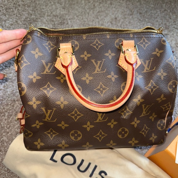 Louis Vuitton Brown and Tan Monogram Set - Picture 2 of 8